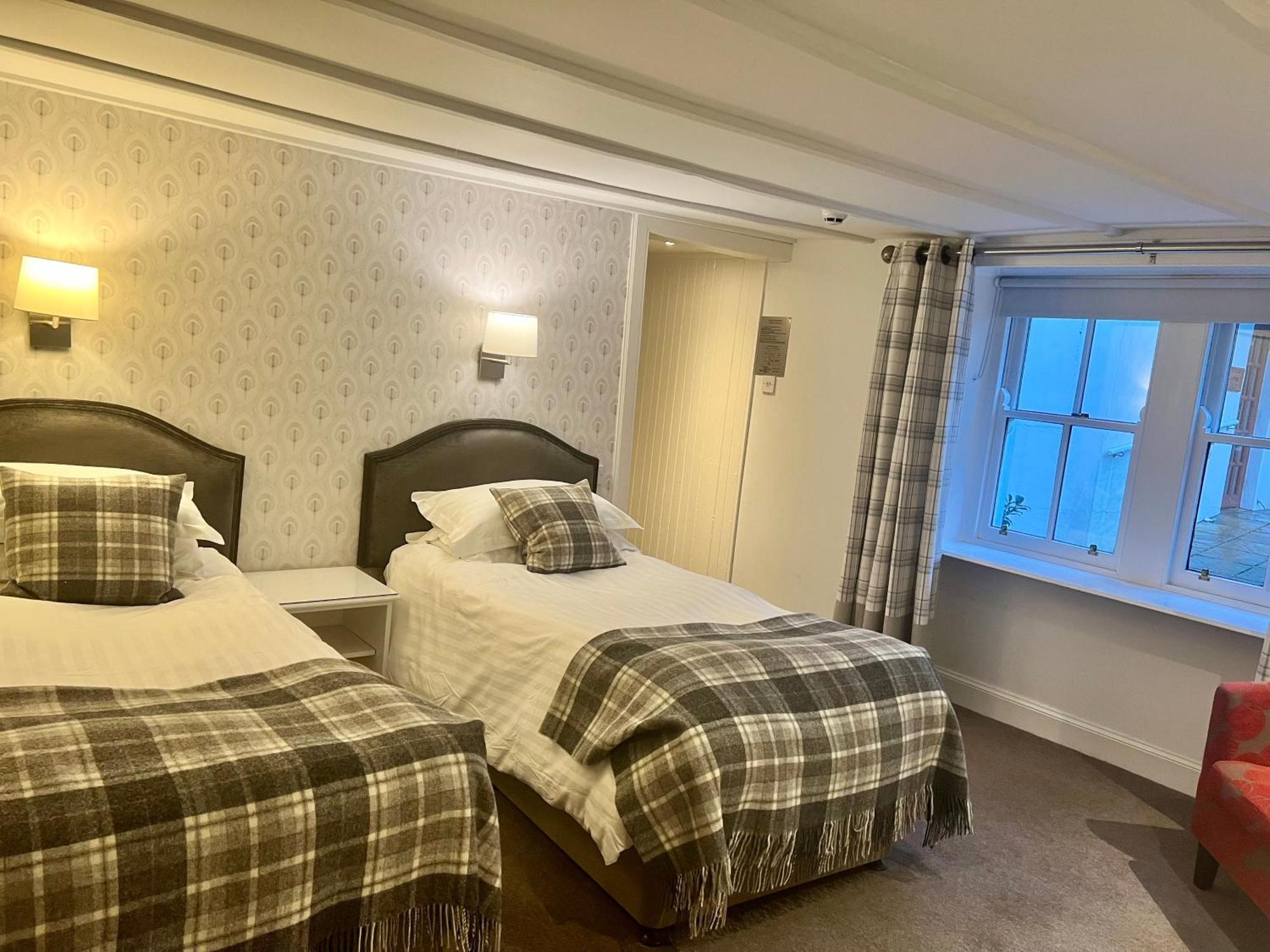 Selkirk Arms Hotel Kirkcudbright Eksteriør bilde