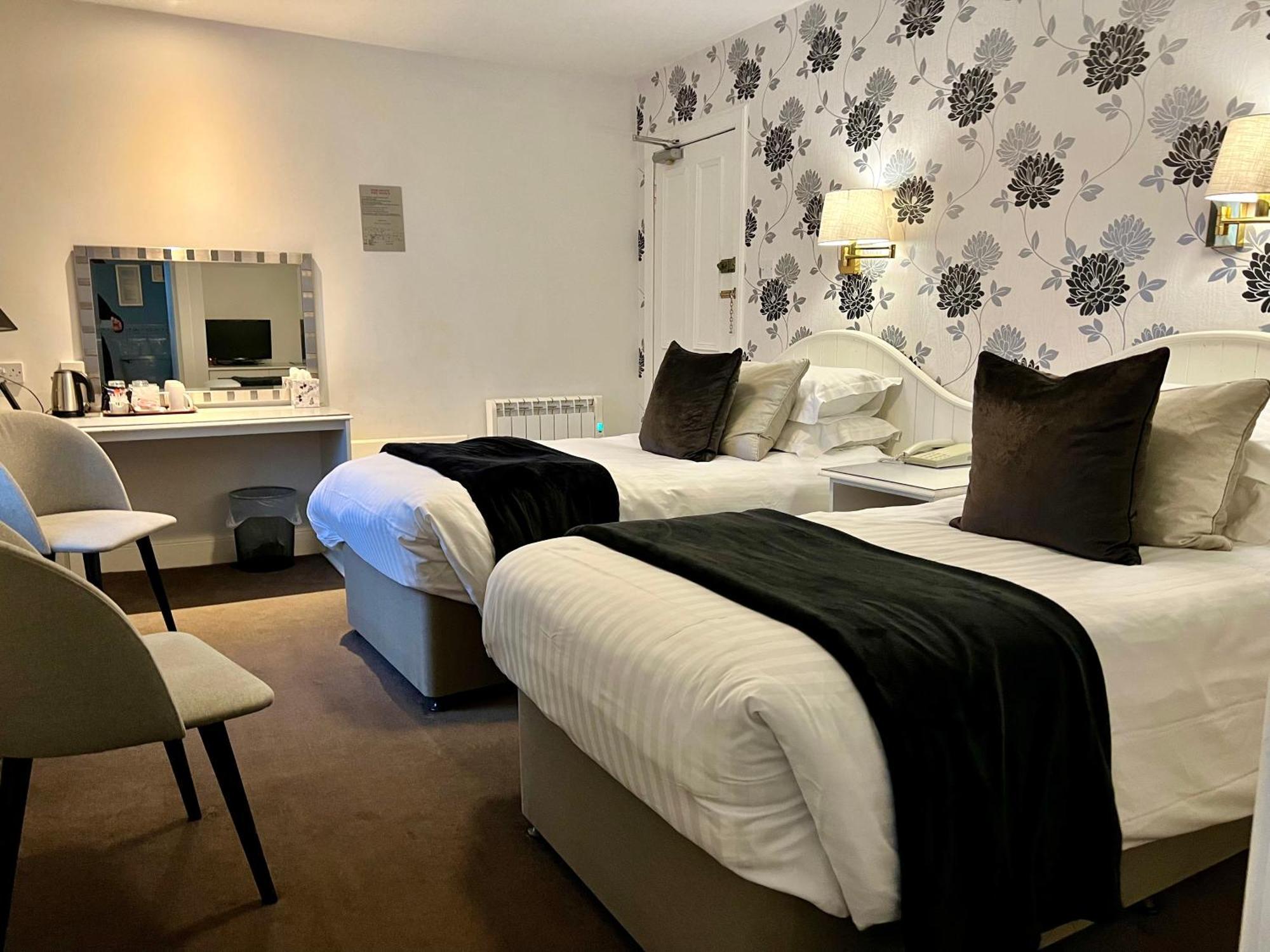 Selkirk Arms Hotel Kirkcudbright Eksteriør bilde
