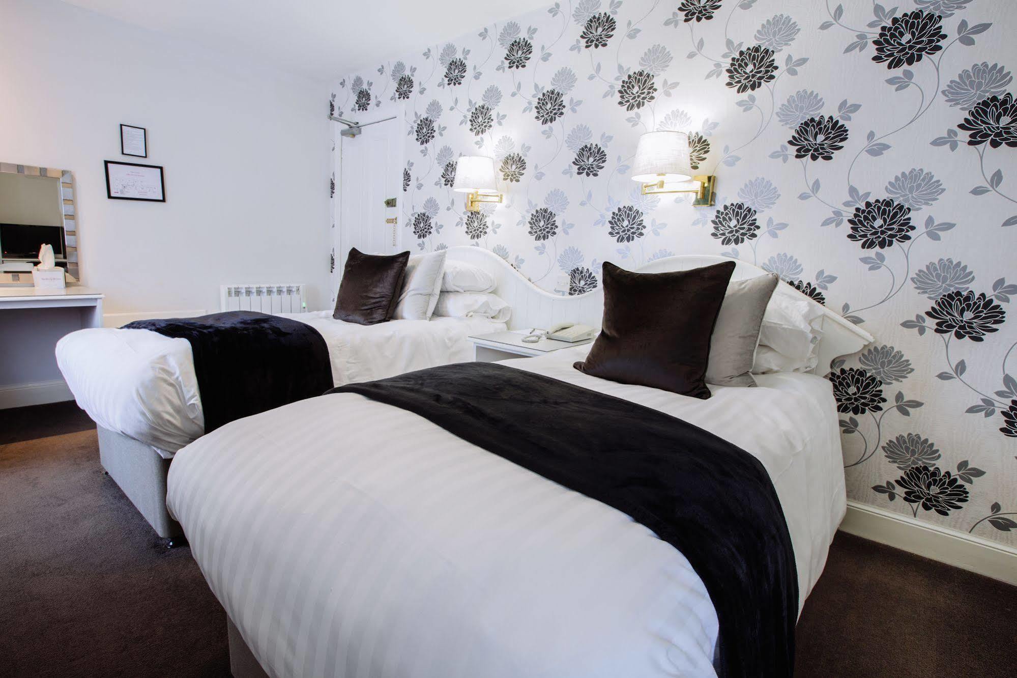 Selkirk Arms Hotel Kirkcudbright Eksteriør bilde